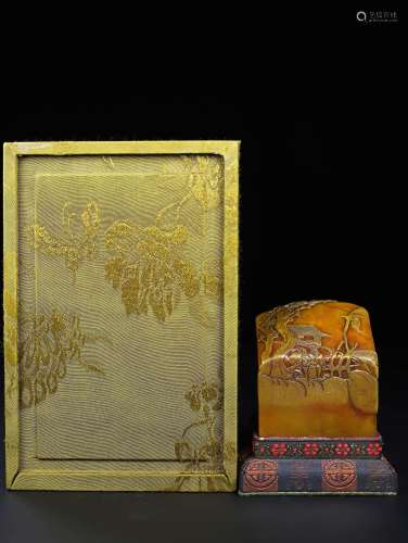 旧藏珍品布盒装寿山石印章《山水人物》