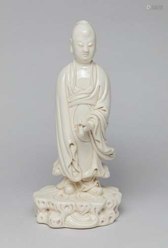 Chinese Blank De Porcelain Figure