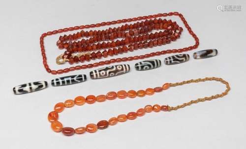 Chinese Sino-Tibetan Dzi Beads & Agate Necklace