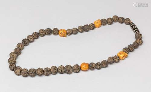 Chinese Sino-Tibetan Dzi & Nut Beads