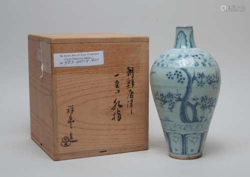 Korean Blue & White Porcelain Vase