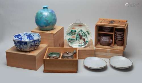 Vintage Japanese Tea Sets & Porcelain Vase