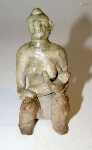 Westasien/Südasien/Südostasien,  Keramikfigur (H. 11,5 cm), ...