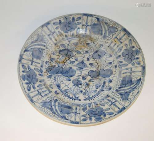 China,   Blauweißer Teller (D. 36,5 cm), Marke Chenghua
