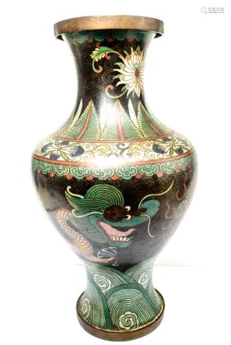 China,   Cloisonné Vase (H. 32,5 cm), Qing