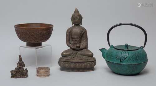 Chinese Bronze & Metal Pieces