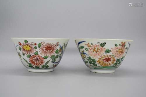 Pair of Wucai Floral Bowls