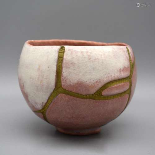 Red Raku with Kintsugi 雪峯 pattern signed Shouraku, Similar...