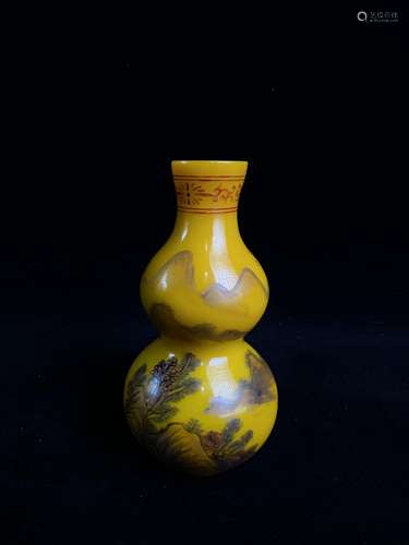 Clear yellow glaze gourd vial