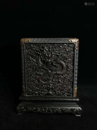 Clear rosewood cover box with cloud dragon pattern