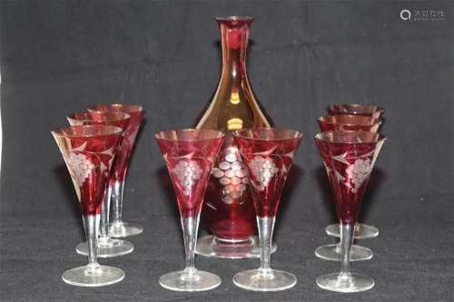 Art Deco Glass Decanter with Eight Wine Glasses
