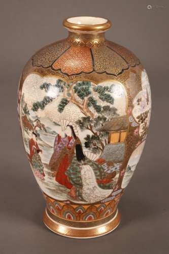 Fine Japanese Satsuma Vase,
