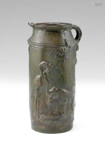 Ernest SANGLAN (XIXe-XXe siècle) Vase en bronze à décor