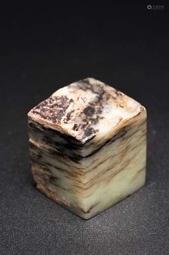 QING DYNASTY, WHITE JADE SEAL OF YONGZHENG BUDDHA XIANGLU