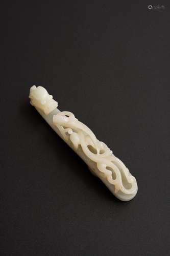 QING DYNASTY， PURE WHITE JADE DRAGON BELT HOOK