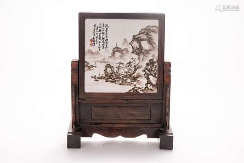 QING DYNASTY, FAMOUS PORCELAIN PANEL SCREEN