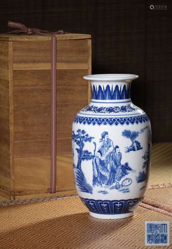 A BLUE AND WHITE‘FIGURE’VASE,MARK AND PERIOD OF QIANLONG