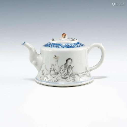 A Chinese blue and white incised teapot, late 19th century