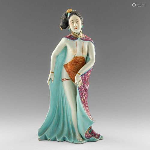 A Chinese famille rose sculpture of a lady, Republic period