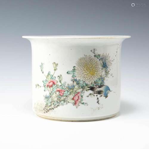 A Chinese Qianjiang enameled jardiniere, Republic period