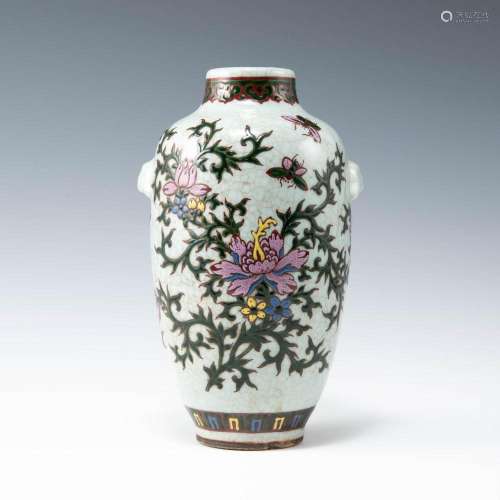 A Chinese ge-glazed famille rose zun vase, late 19th century