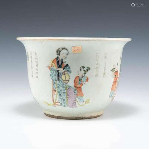 A Chinese famille rose court lady jardiniere, 19th century