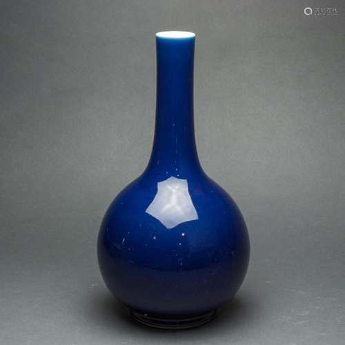 A Chinese blue glazed vase