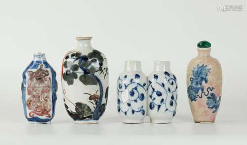 4 Chinese Blue & White Porcelain Snuff Bottles