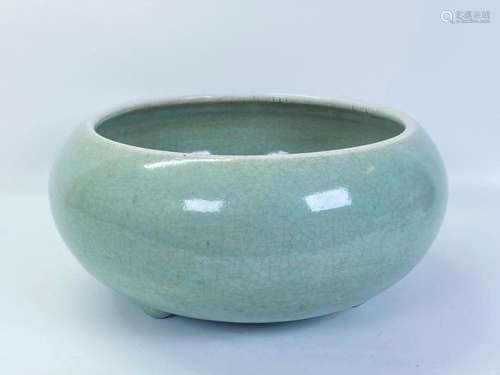 Lg Chinese 19 C Celadon Crackle Porcelain Censer