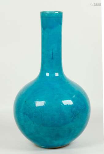 Chinese Turquoise Crackle Biscuit Porcelain Vase