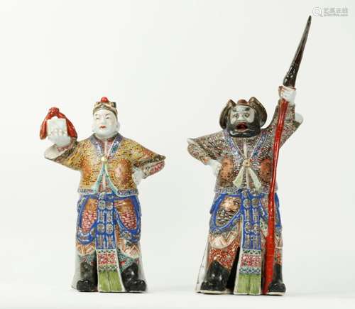 2 Fine Chinese Fujian Enameled Porcelain Figures