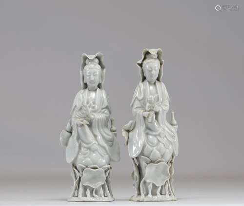 2statuettes Buddha Guanyin - fin 19ème
Poids: 792 g
Liv