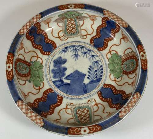 A JAPANESE MEIJI PERIOD (1868-1912) IMARI CIRCULAR FOOTED DI...