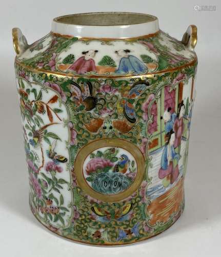 A 19TH CENTURY CHINESE CANTON FAMILLE ROSE MEDALLION TEAPOT ...