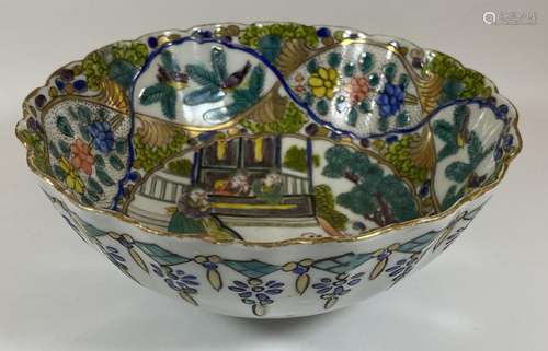 A CHINESE FAMILLE VERTE ENAMEL DESIGN BOWL WITH FIGURAL INNE...