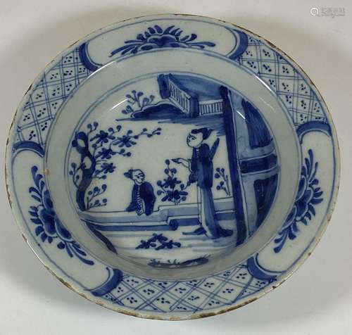 AN EARLY 19TH CENTURY DELFT ORIENTAL DESIGN BLUE AND WHITE P...