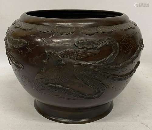 A LARGE JAPANESE MEIJI PERIOD BRONZE JARDINIERE / PLANTER WI...