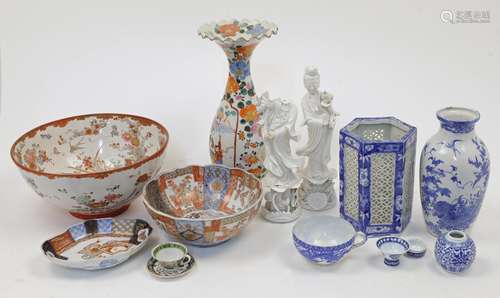 A group of Asian porcelain, to include: a Japanese lobed bow...