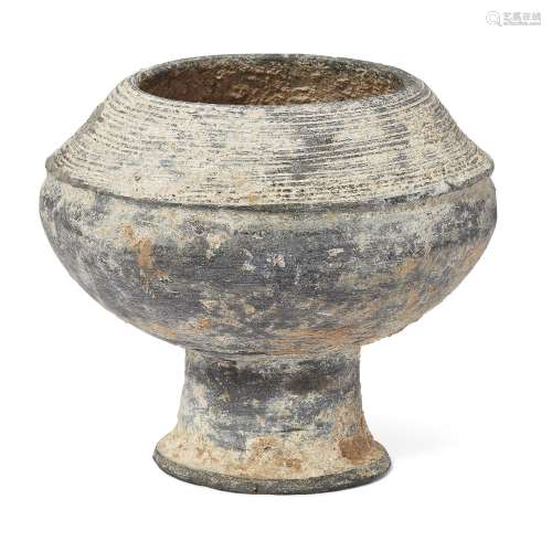 A ThaiBan Chiang-typeburnished dark grey pottery stem bowl w...