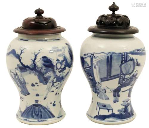 PAIR OF KANGXI PERIOD BLUE AND WHITE VASES