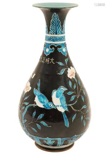 CHINESE ENAMEL AND GLAZED STONEWARE VASE