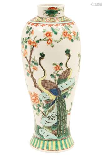 FAMILLE VERTE VASE