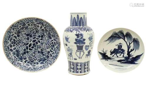 3 PCS OF CHINESE BLUE AND WHITE PORCELAIN