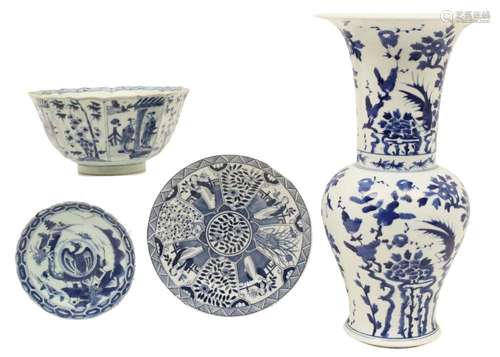 4 PCS OF CHINESE BLUE AND WHITE PORCELAIN