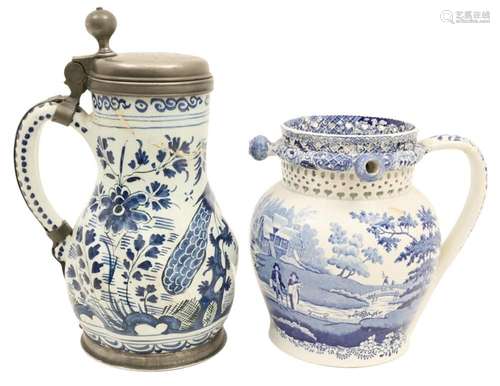 2 PCS CONTINENTAL BLUE AND WHITE PORCELAIN