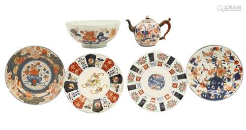 6 PCS OF ORIENTAL IMARI PORCELAIN