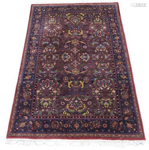 9' X 5'10" ORIENTAL RUG