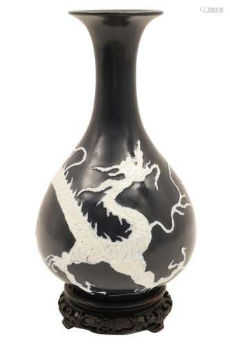 CHINESE DEEP BLUE GLAZE DRAGON VASE