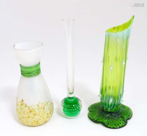Three items of art glass to include a bud vase and…