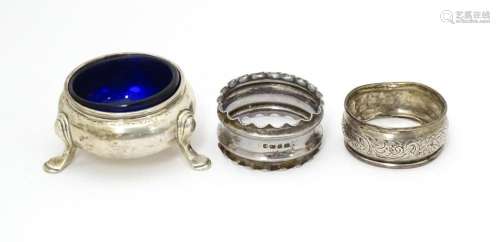 A silver salt with blue glass liner, hallmarked Lo…
